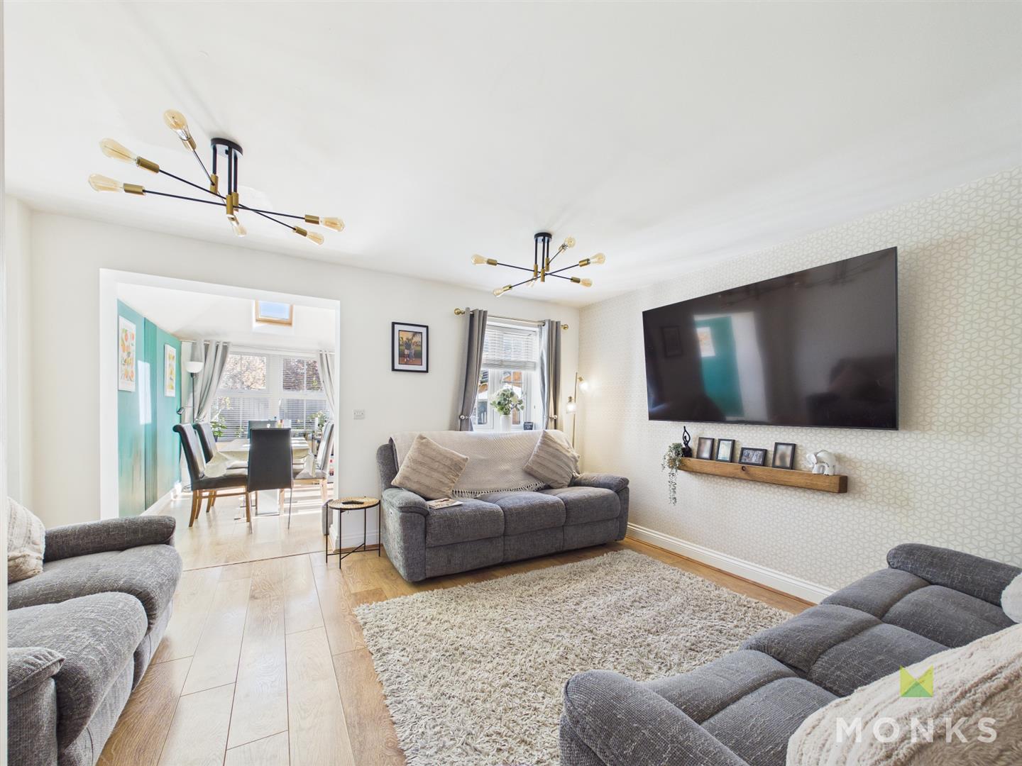 5 Lawford Gardens, Oswestry, SY11 3GX For Sale